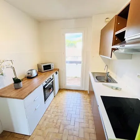 Cosy Appartement, Proche Apartament