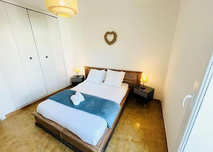 Cosy Appartement, Proche Saint-Cyr-sur-Mer